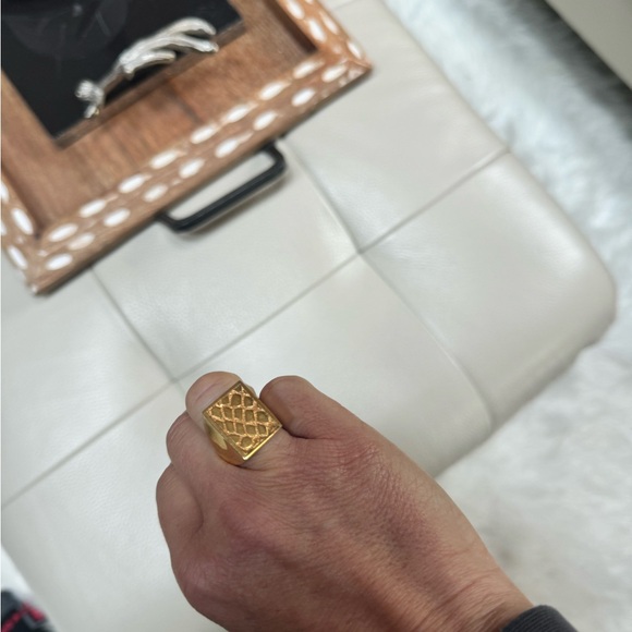 Celine Gold Toned Brass Flat “Animals” Embossed Signet Ring size 52 - Picture 5 of 10